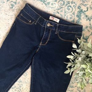 👖 l.e.i. Dark wash jeggings 👖